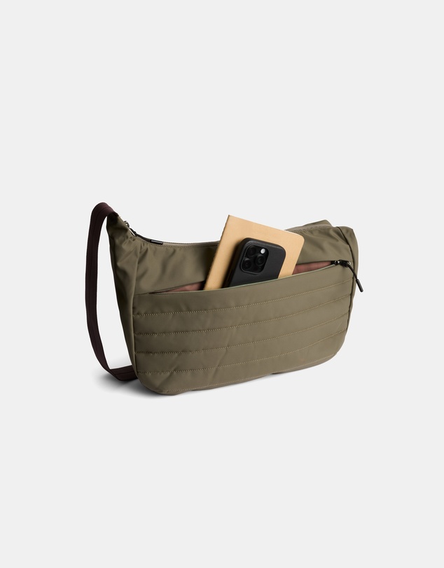 Bellroy - Laneway Crescent Bag 7L