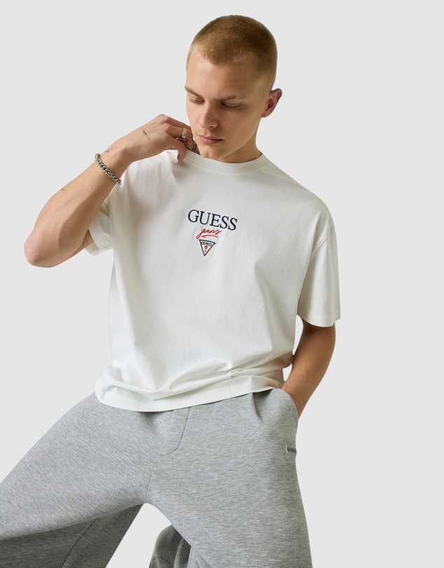 GUESS Jeans - GUESS JEANS Short Sleeve Oversized Baker Logo T-Shirt
