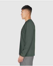 Nike - Gothic Letter Long Sleeve Hydroguard Top
