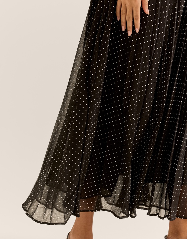 Review - Zoe Spot Maxi Dress