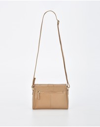 Cobb & Co - Kotara Classic Leather Crossbody Bag