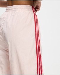 adidas Originals - Firebird Trackpant Loose Nylon Pants