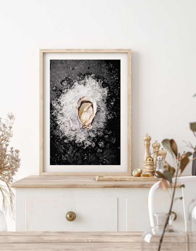 Olive et Oriel - Oysters on Ice Art Print