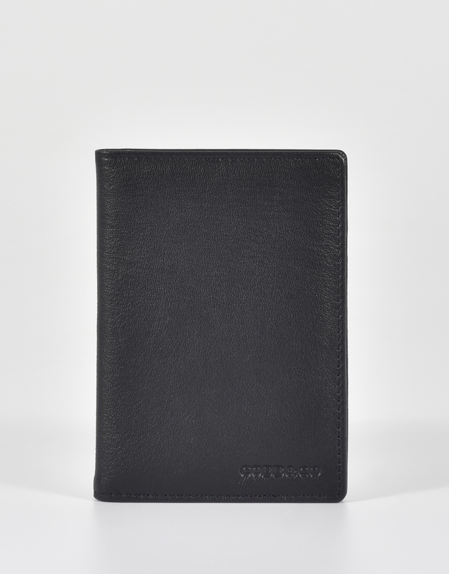 Cobb & Co - Lyon Leather RFID Passport Card Holder