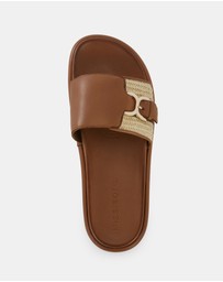 Miss Sofie - Lawson Flats