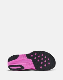 New Balance - FuelCell Rebel v5 - Men's