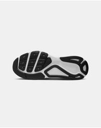 Nike - Structure 26 - Women's