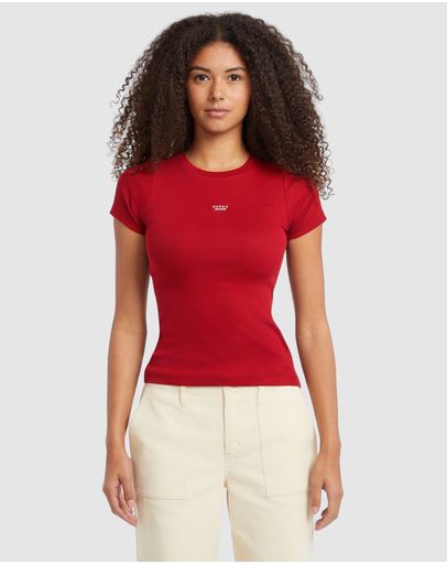 RAVISHING RED