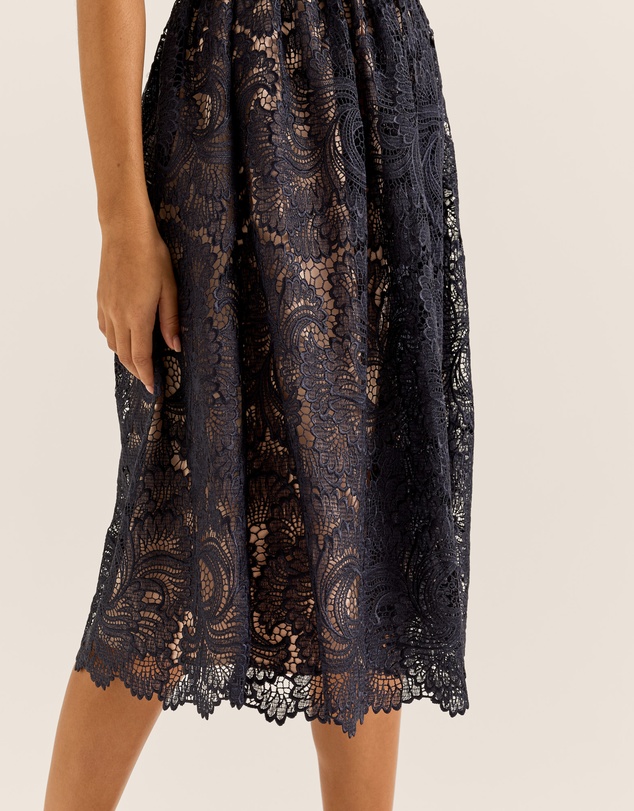 Review - Illusion Lace Midi Dress