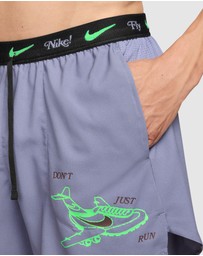 Nike - Stride 