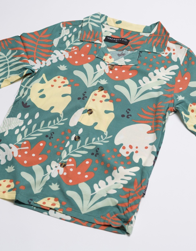Vacancy Co - Abstract Leaf Rayon Dress Shirt - Youth