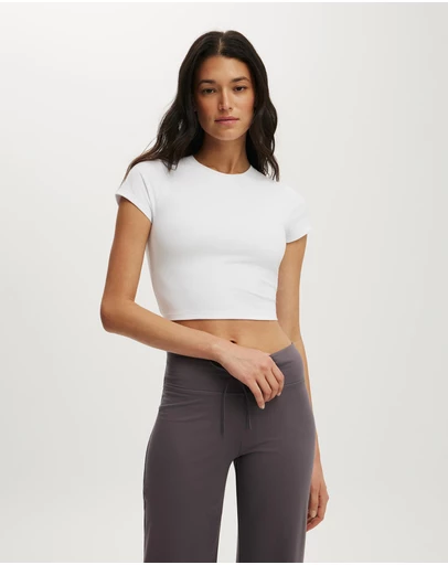 Cotton On Body Active - Ultra Soft Cropped Fitted Tshirt