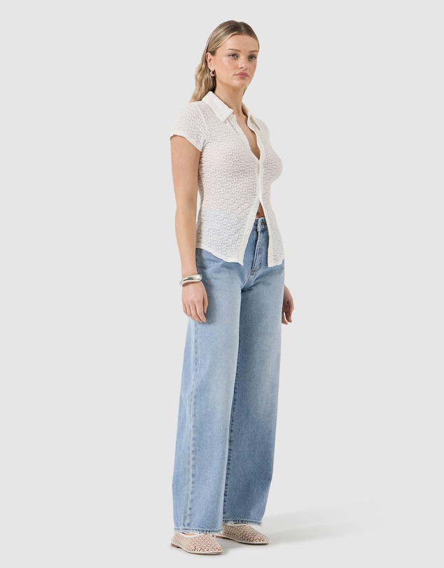 Rolla's - Daisy Lace Short Sleeve Shirt