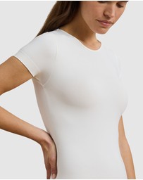 Lauren by Ralph Lauren - Luxe Smoothing Seamless Short Sleeve T-Shirt Bodysuit