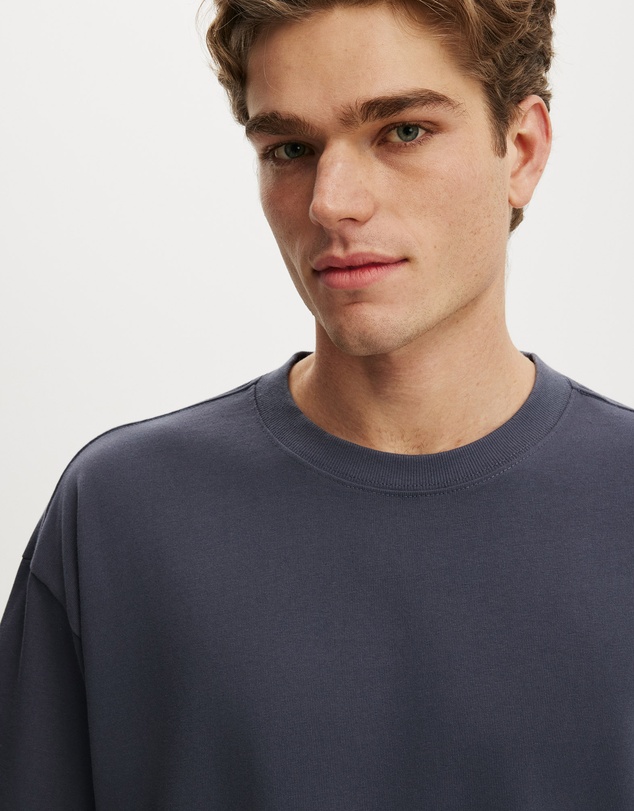 Cotton On - Box Fit T-Shirt