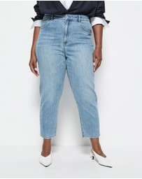 Commonry - The High Rise Crop Girlfriend Jean