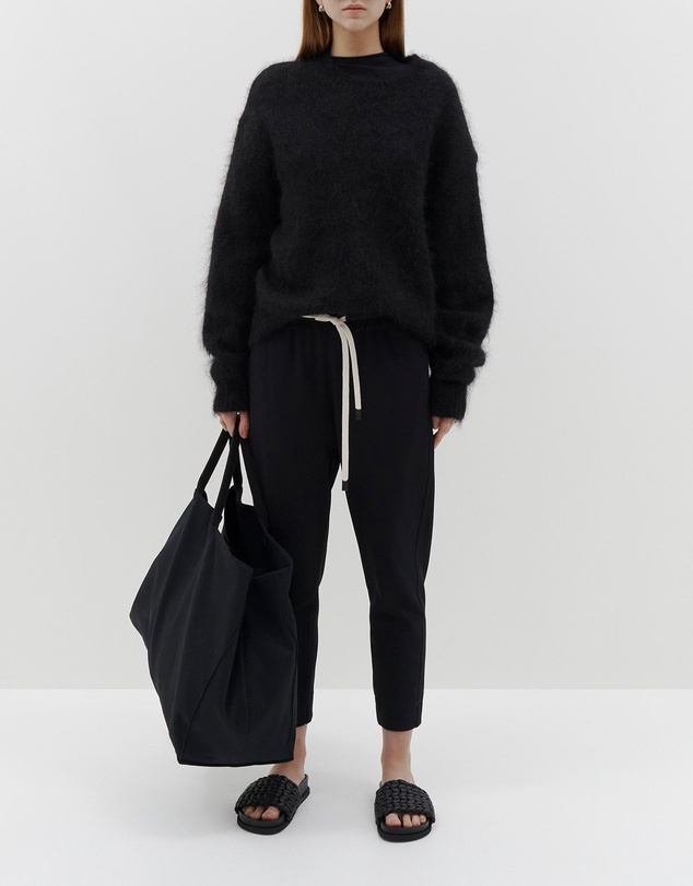 Bassike - stretch twill tapered pant