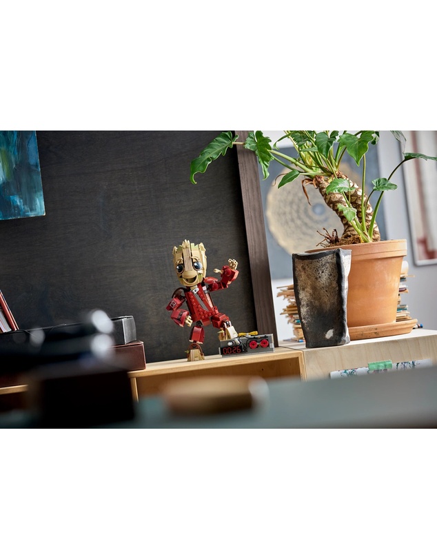 LEGO - 76341 Ravager Jumpsuit Groot