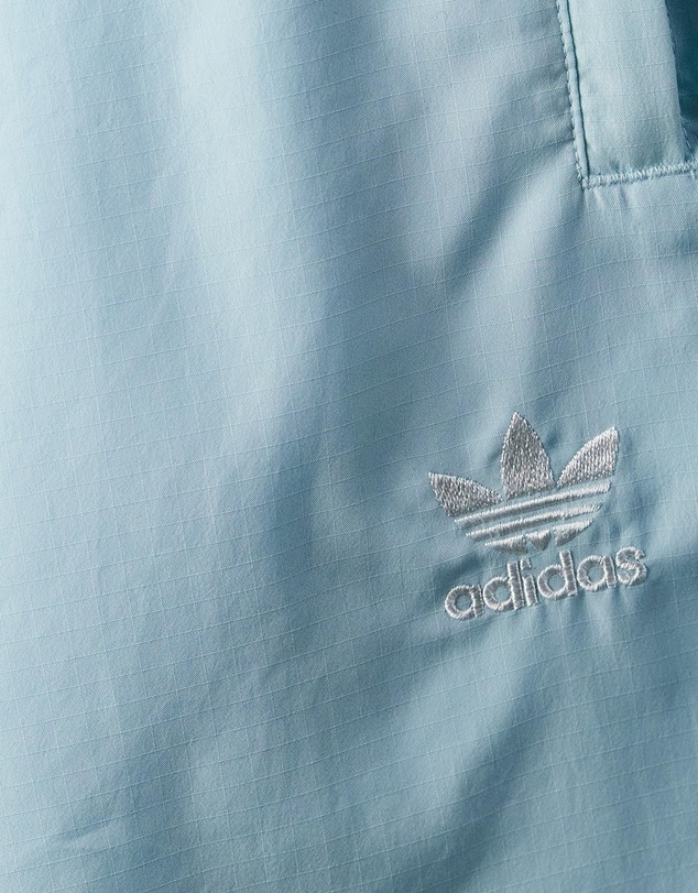 adidas Originals - Essentials Trace Shorts