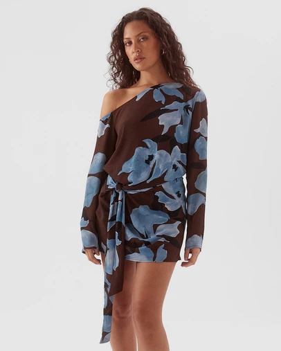 SOVERE - Amiah Long Sleeve Mini Dress