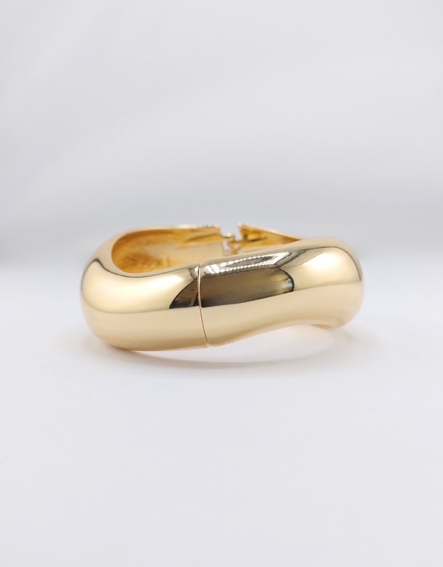 Izoa - Wave Bangle Cuff