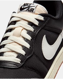 Nike - Air Jordan Skyline Low - Women's