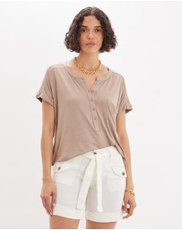Amelius - Enid Three Quarter Button Tee