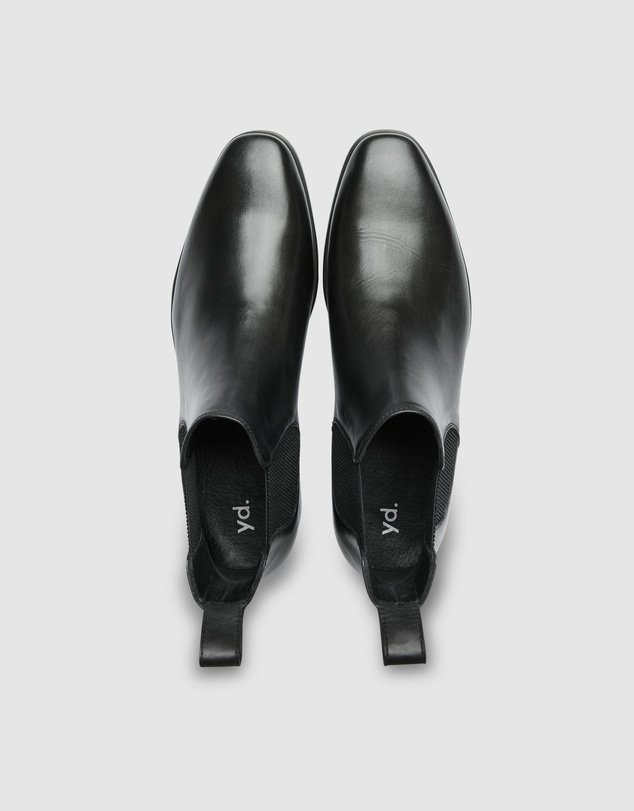 yd. - New York Chelsea Leather Boot
