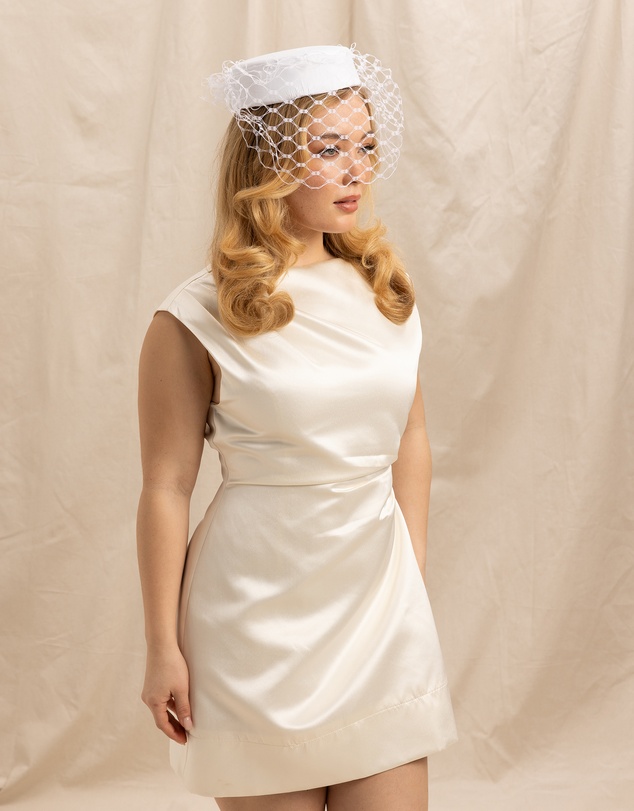 Morgan & Taylor - Zahra Pillbox Hat in White
