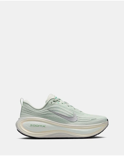 Nike - Vomero Plus - Women's