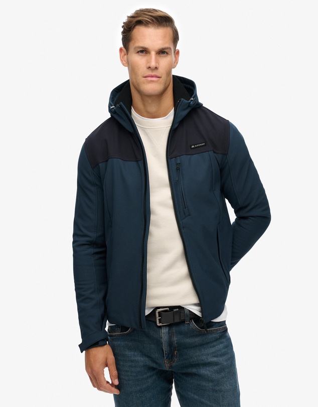 Superdry - Hooded Softshell Tech Trekker
