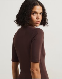 Atmos&Here - Deep V-Neck T-Shirt