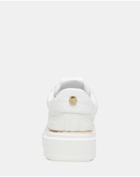 Steve Madden - On-Stage White/Gold Sneakers