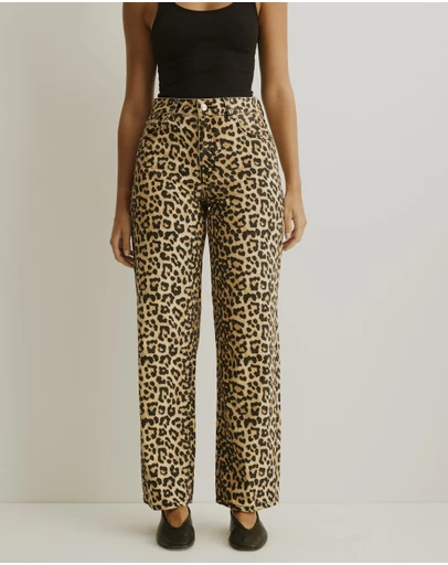 Atmos&Here - Lizzy High Rise Relaxed Jeans