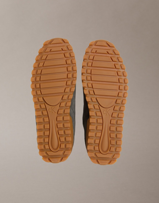 Calvin Klein - Suede Low Profile Runner Sneakers