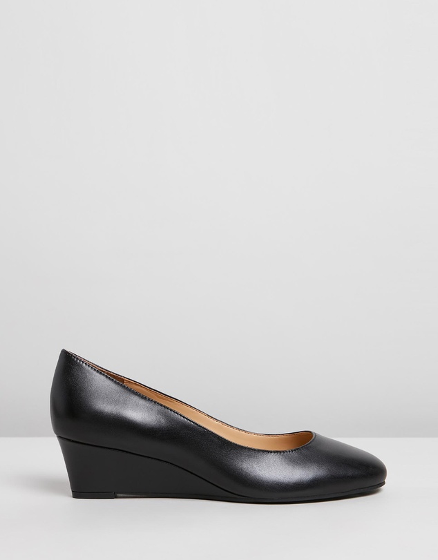 Pilar Wedge by Naturalizer Online | THE ICONIC | Australia