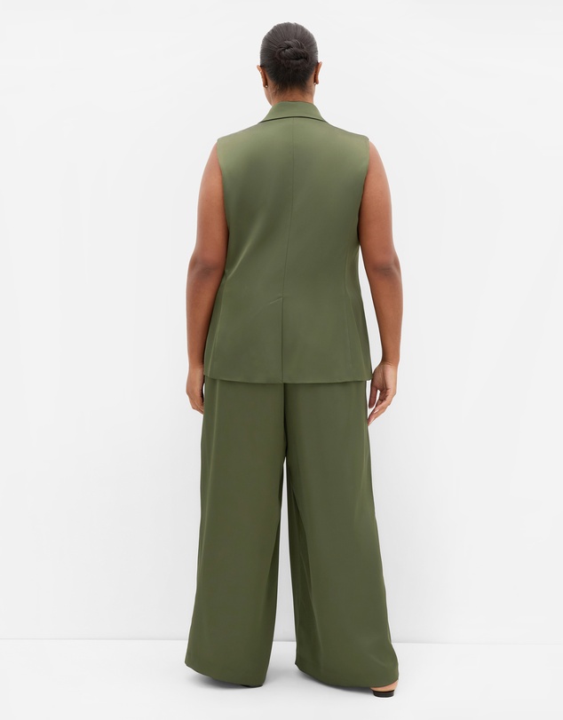 City Chic - Plus size Rylie Satin Vest - olive