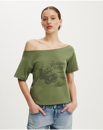 Cotton On - Lcn Off Shoulder Graphic Tee