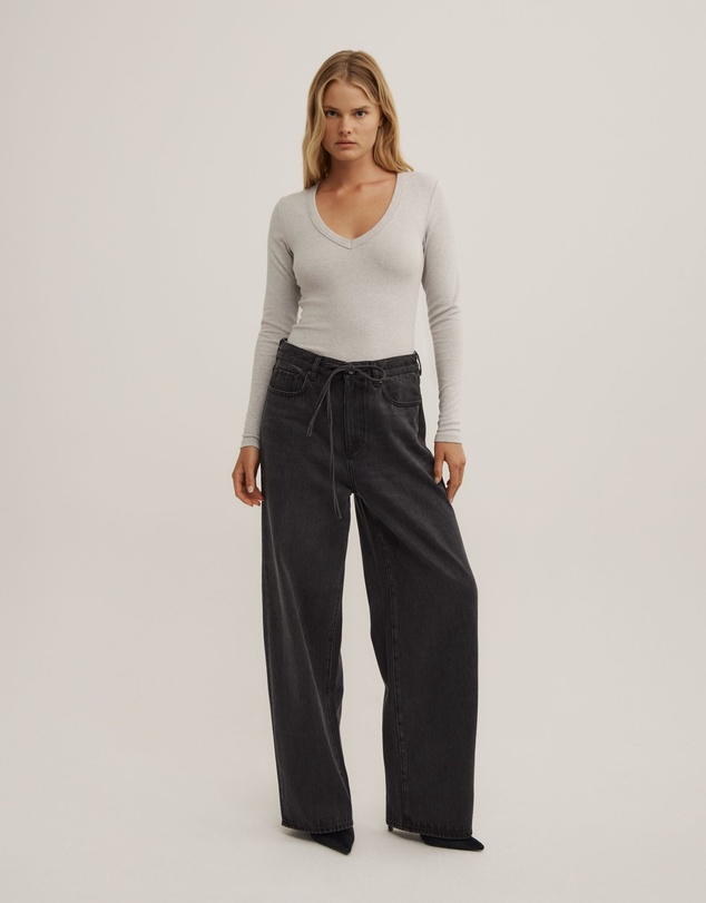 Witchery - V-neck Long Sleeve Top