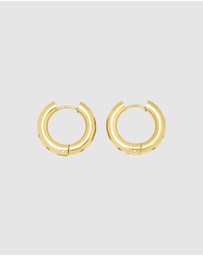Pastiche - Lori Hoops