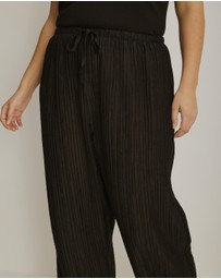 Atmos&Here Curvy - Calista Plisse Pants