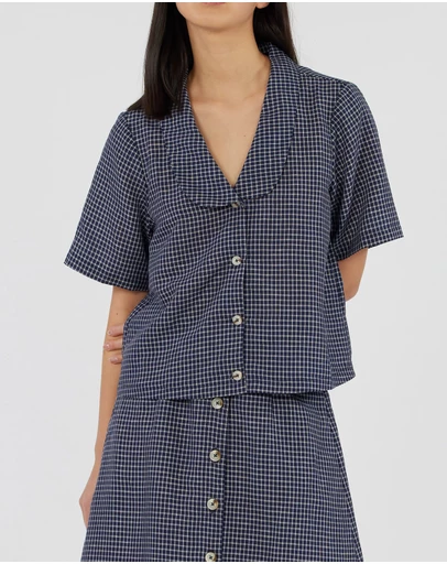 Amelius - Virtuous Check Buttoned Top