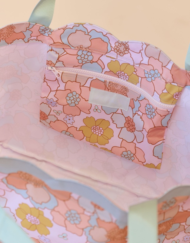 Sky Gazer - Scalloped Edge Beach Bag- Floral Azure