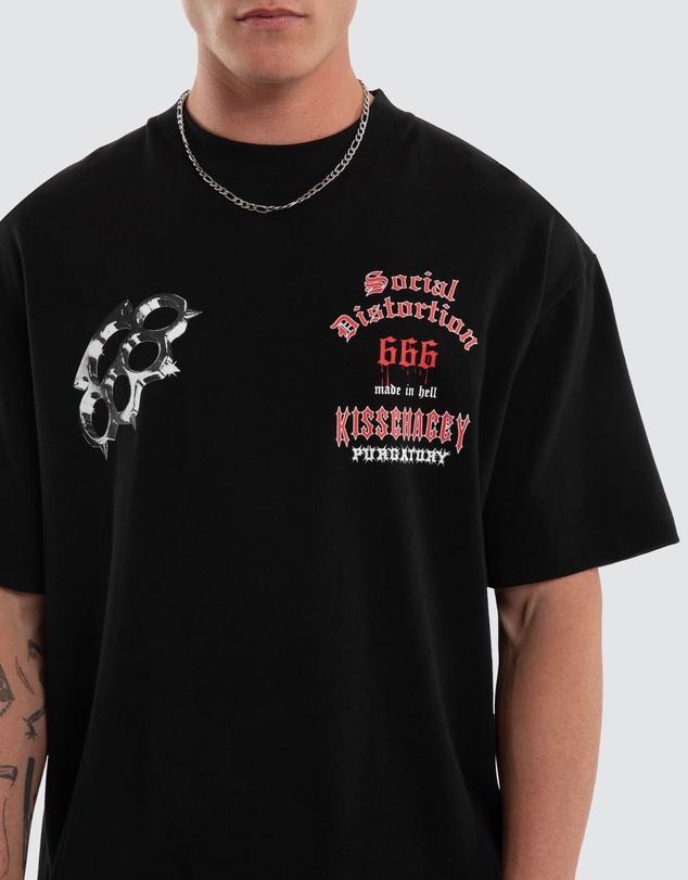 Kiss Chacey - Distortion Street Tee