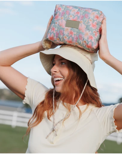 The Somewhere Co - Sage Wildflowers Cosmetic Case