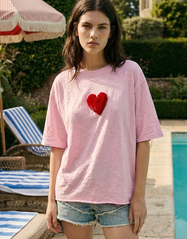THE TALES - We Love Velvet Heart Street Tee
