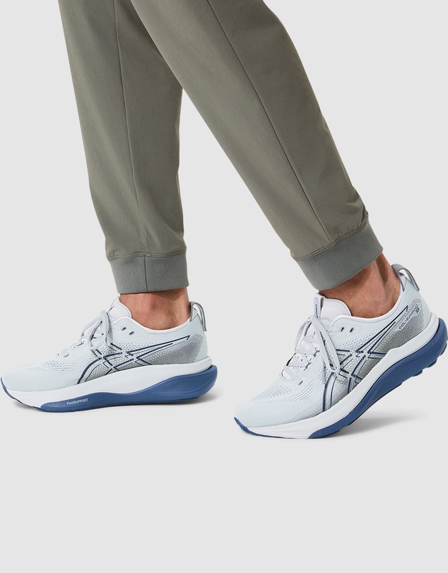 ASICS - Comfort Core Stretch Woven Pant - Men's