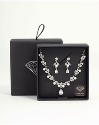 Lovisa - Silver Cubic Zirconia & Pearl Jewellery Set