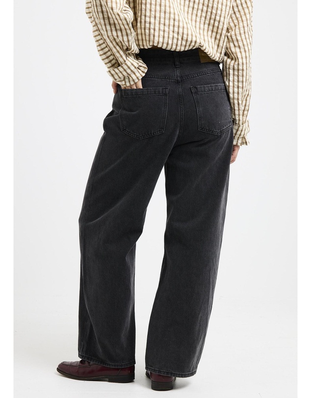 Subtitled - Alexa Mid Rise Denim Jeans Petite Relaxed