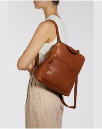 Evity - Maya Leather Convertible Backpack